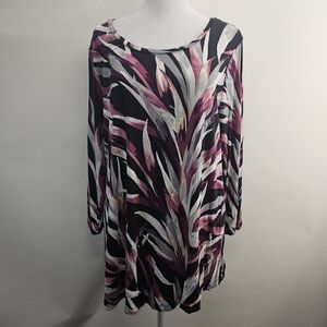 JM Collection 2X half sleeves floral top. Maroon, black, Grey and white.